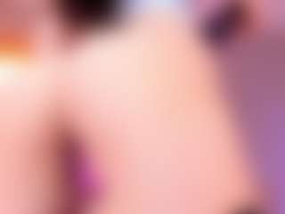 Live cam show with Lunar-leen - Foot Fetish on Gym Cam Girls