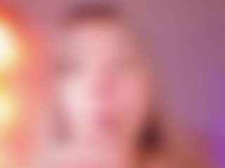 Live cam show with Lunar-leen - Erotic Dance on Camsoda