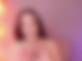 Live cam show with Lunar-leen - Sexy on Camsoda