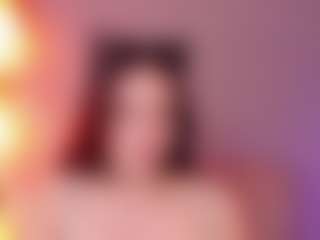 Live cam show with Lunar-leen - Skinny on madthumbs