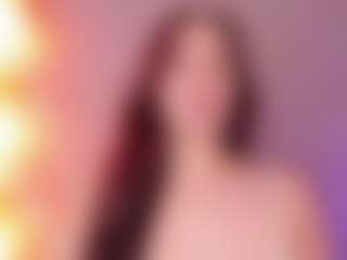 Live cam show with Lunar-leen - Play on Camsoda