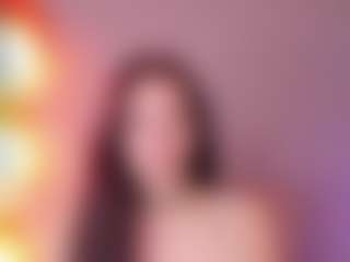 Show en direct avec Lunar-leen - Striptease sur Camsoda