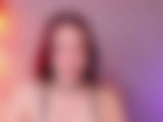 Live cam show with Lunar-leen - Kisses on Camsoda