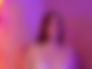 Live cam show with Lunar-leen - Petite on PervPlay.com