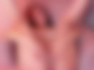 Live cam show with Lunar-leen - Bi on Camsoda