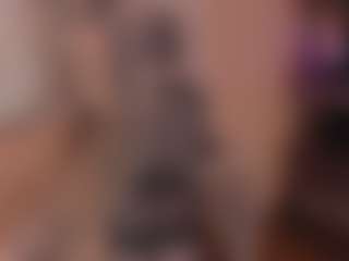Live cam show with Anna - Blue Eyes on Milfs Live