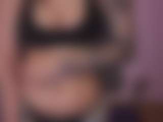 Live cam show with Anna - Upskirt on testsause.com