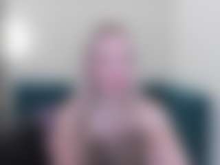 Live cam show with EvaMoran - Horny on Camsoda