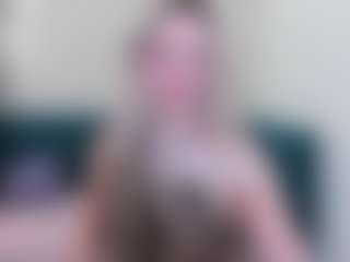 Live cam show with EvaMoran - Flexible on Big Tits