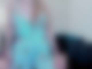 Live cam show with EvaMoran - Joi on UwU Esports