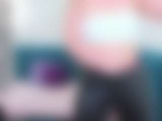 Live cam show with EvaMoran - Legs on CamwithHer