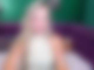Live cam show with EvaMoran - Stockings on chickslive.net