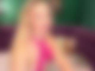 Live cam show with EvaMoran - Teen (18+) on Dare Cams