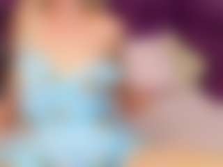 Live cam show with EvaMoran - Spank Blonde Hair on chickslive.net