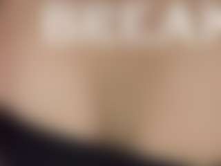 Live cam show with Liliflowerr - Oil on makecum.org
