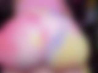 Live cam show with RaissaSky - MILF on Milfs Live