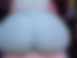 RaissaSky's Live Sex Cam Show