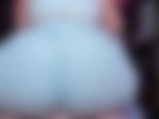 Live cam show with RaissaSky - Twerk on Camsoda