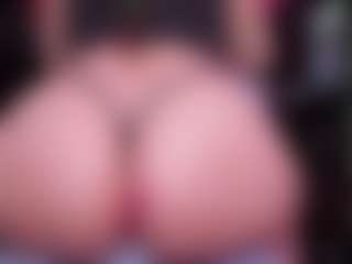 Live cam show with RaissaSky - Twerk on Camiplay Live