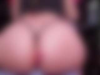 Live cam show with RaissaSky - Oil on CamClone