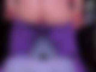 Live cam show with RaissaSky - MILF on Fling VIP Chat