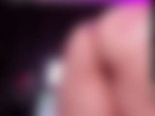 Live cam show with RaissaSky - Thong on Fling VIP Chat