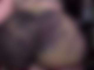RaissaSky MILF webcam performer live streaming
