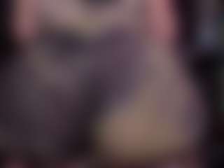 RaissaSky MILF webcam performer live streaming