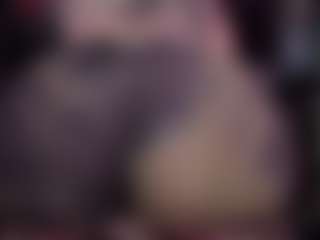 RaissaSky MILF webcam performer live streaming