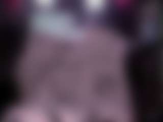 RaissaSky MILF webcam performer live streaming