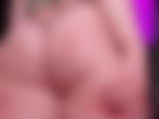 RaissaSky's Live Sex Cam Show