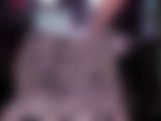 Live cam show with RaissaSky - Mature on Uber Horny