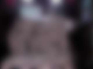 RaissaSky MILF webcam performer live streaming