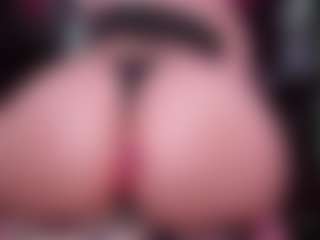 Live cam show with RaissaSky - Butt Plug on camwithhim.com