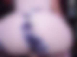 Live cam show with RaissaSky - Mature on https://playwithruby.com
