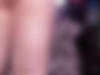 Live cam show with RaissaSky - BBW Mature on CamClone