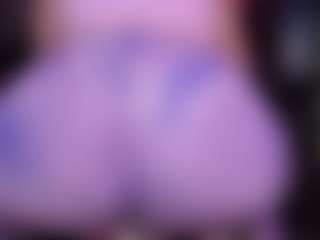 RaissaSky's Live Sex Cam Show