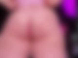 RaissaSky's Live Sex Cam Show
