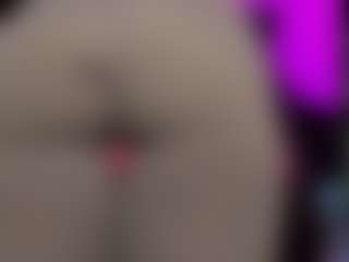 RaissaSky's Live Sex Cam Show