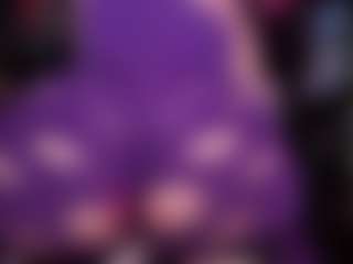 Live cam show with RaissaSky - Lovense Brown Hair on Camsoda