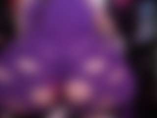 RaissaSky's Live Sex Cam Show