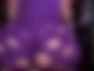 Live cam show with RaissaSky - Double Penetration on AdultVida.com