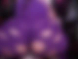 RaissaSky's Live Sex Cam Show