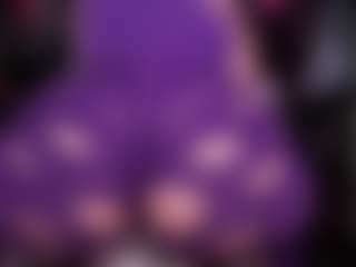 RaissaSky's Live Sex Cam Show