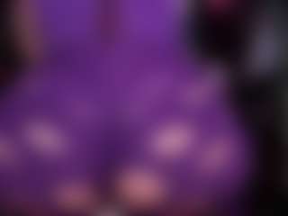Live cam show with RaissaSky - Twerk on CamwithHer