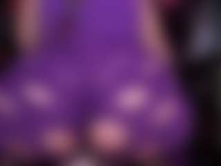 Live cam show with RaissaSky - Handjob on CSO-WL