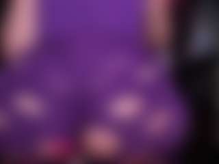 Live cam show with RaissaSky - Big Ass MILF on Streamer API
