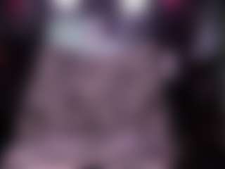 RaissaSky MILF webcam performer live streaming