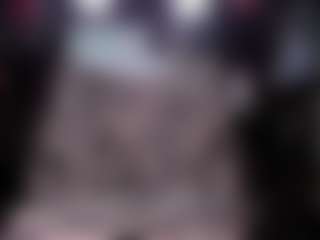 Live cam show with RaissaSky - Twerk on CamClone