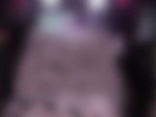 Live cam show with RaissaSky - Fingering MILF on CamwithHer